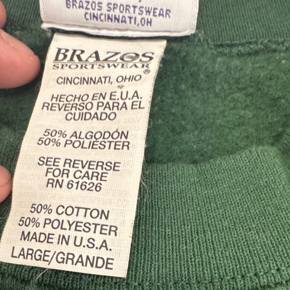 Vintage Pooh 100 acre Green Sweater For Women (see picture for measurements) - Picture 6 of 7